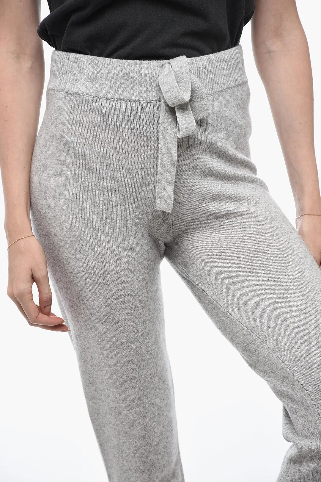 Brodie Cashmere Jogger Pants with Cuffs