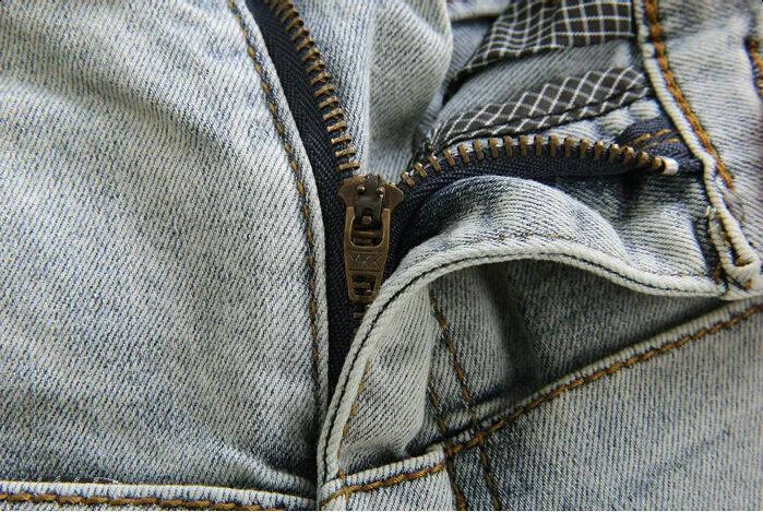 Men's Light Gray Slim Jeans