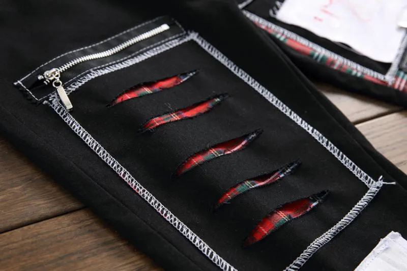 Men's Ripped Jeans With Patches