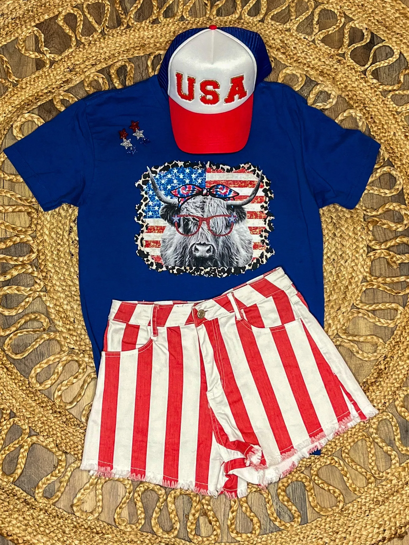 Patriotic Highland Cow Graphic Tee