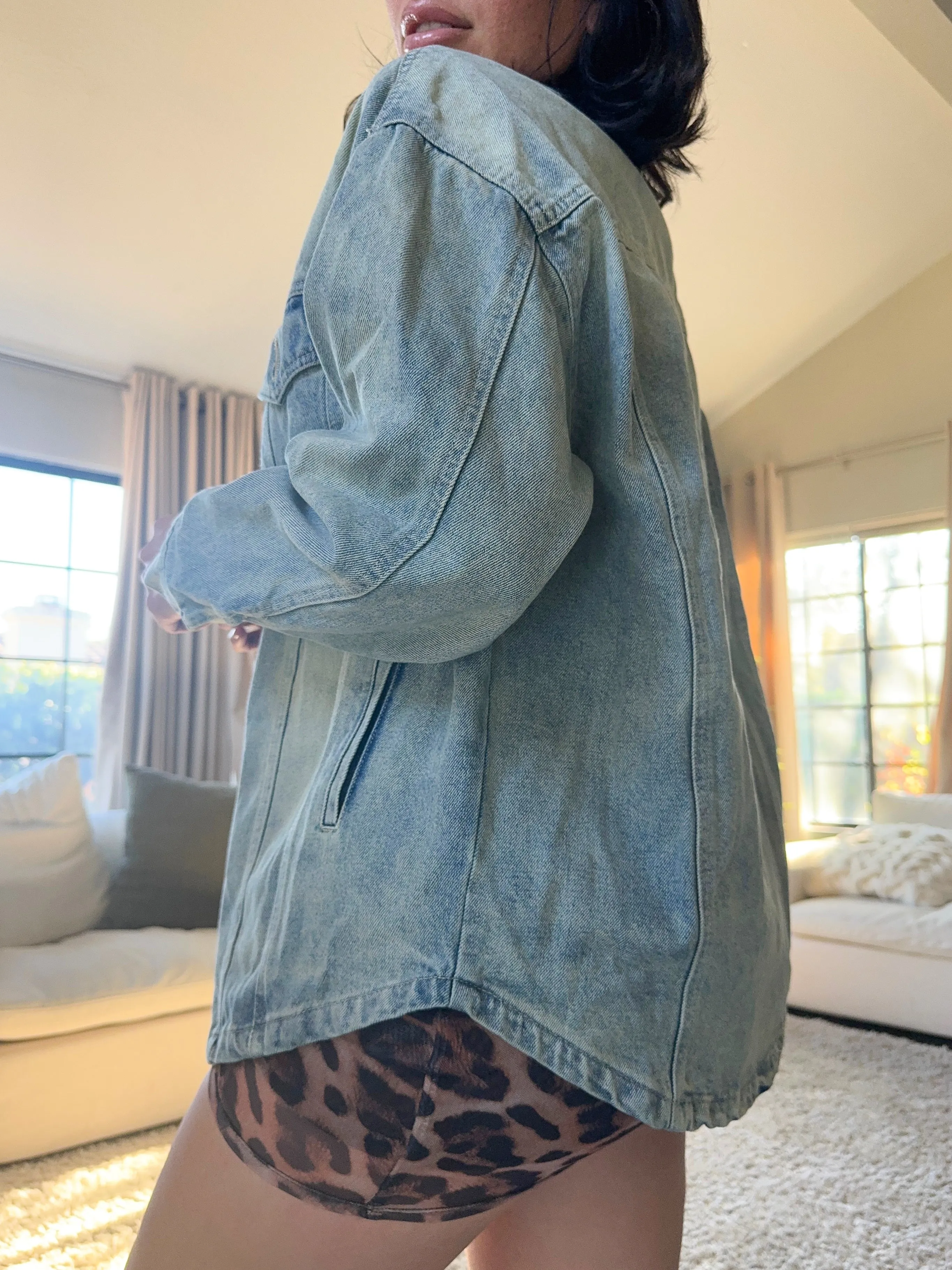 Patty Oversized Denim Jacket (Medium Denim)
