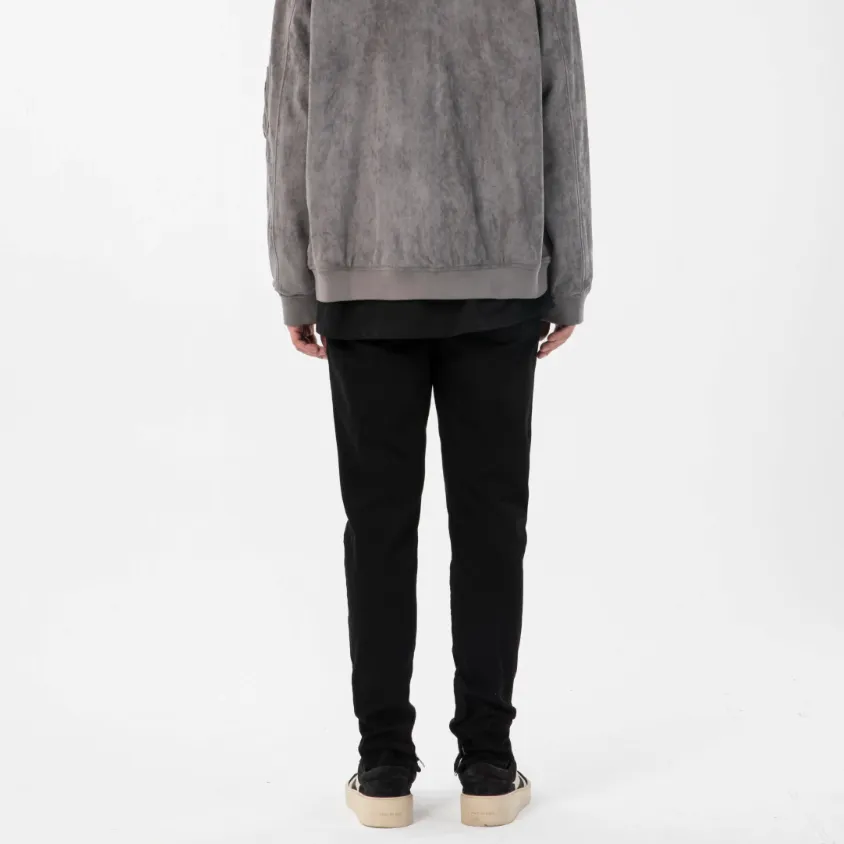 Ripped Knee Straight-Fit Jeans - Black