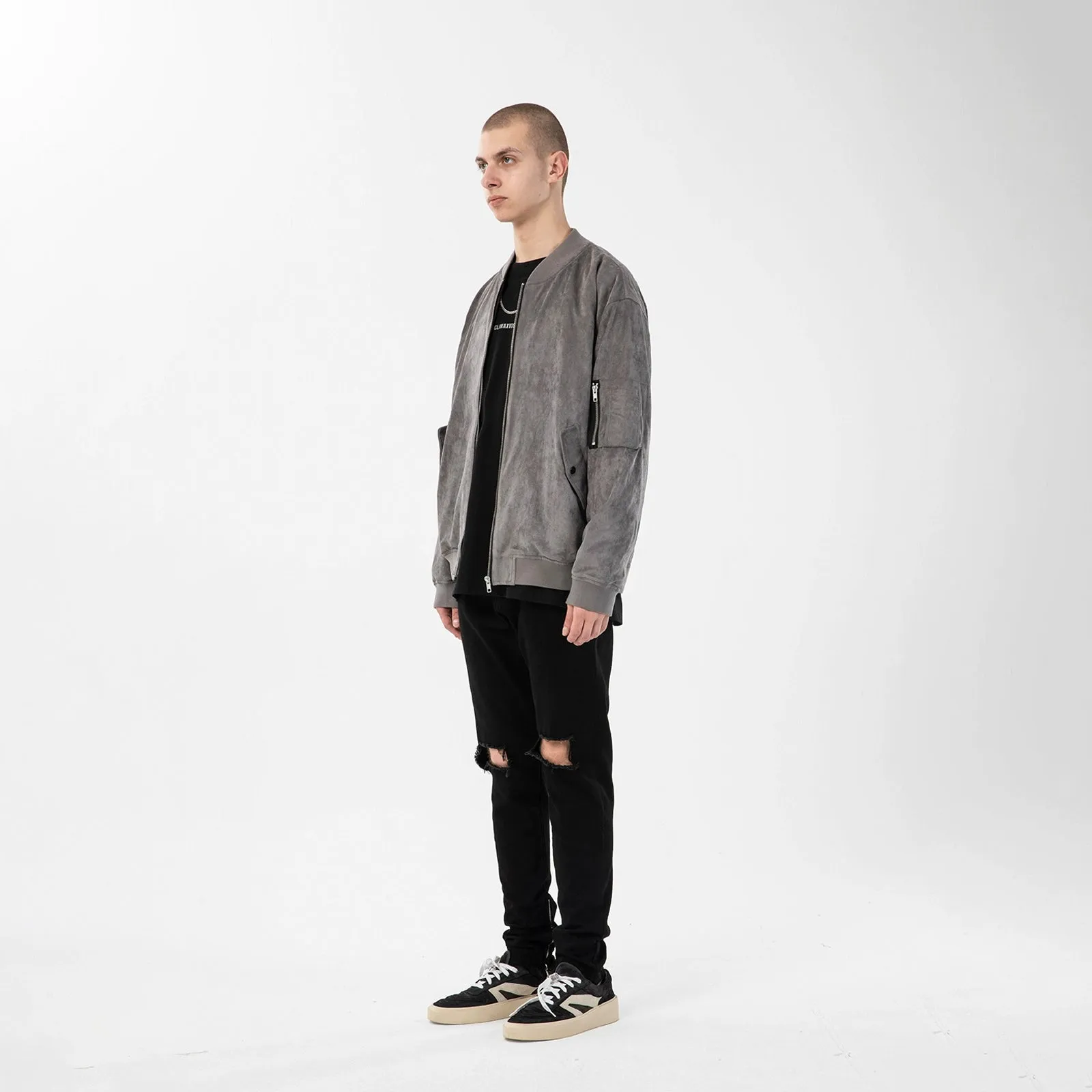 Ripped Knee Straight-Fit Jeans - Black