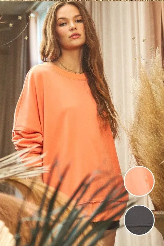 Side slit oversized sweatshirt *Online Only*