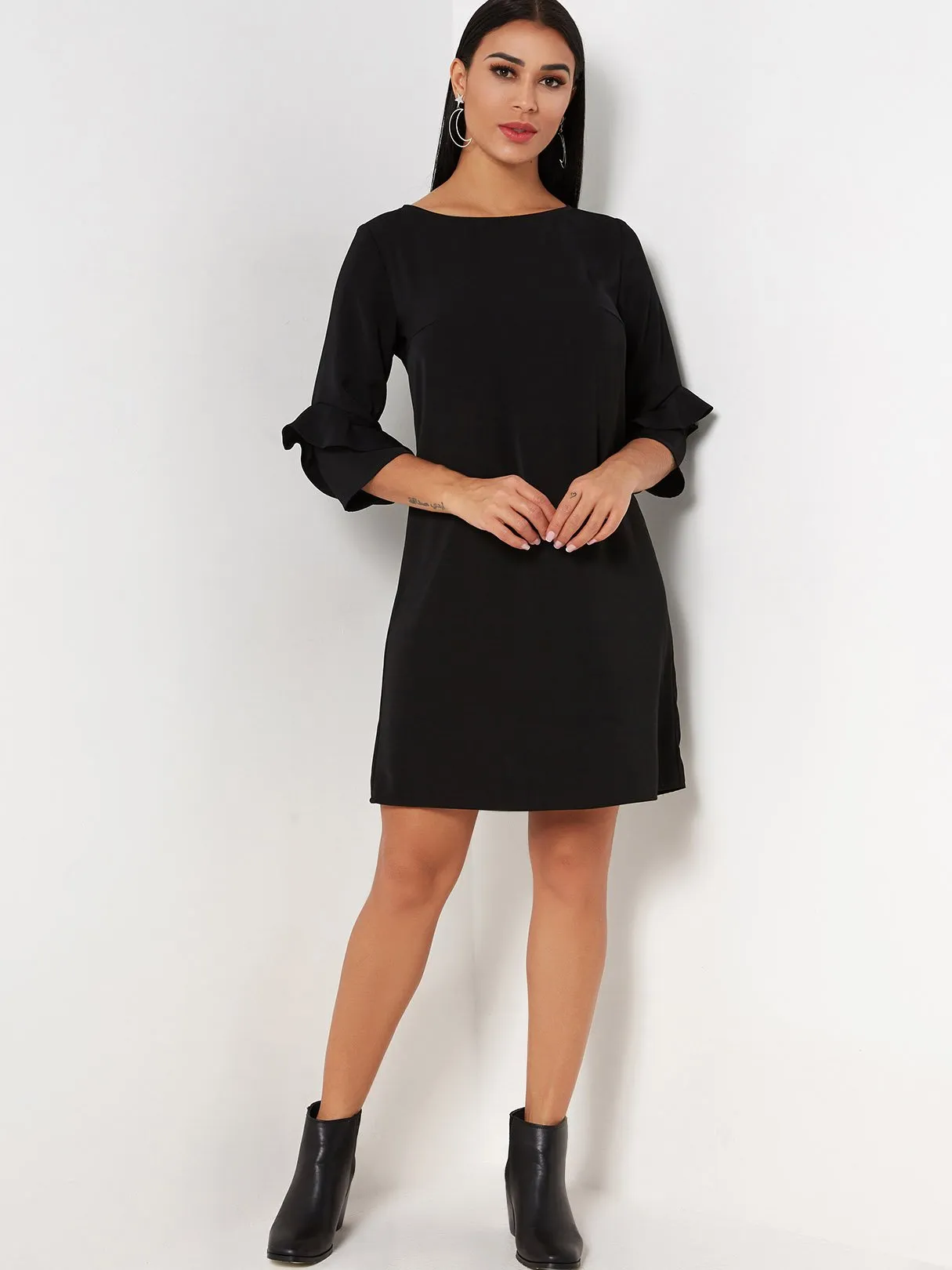 Wholesale Black Round Neck 3/4 Length Sleeve Plain Mini Dress