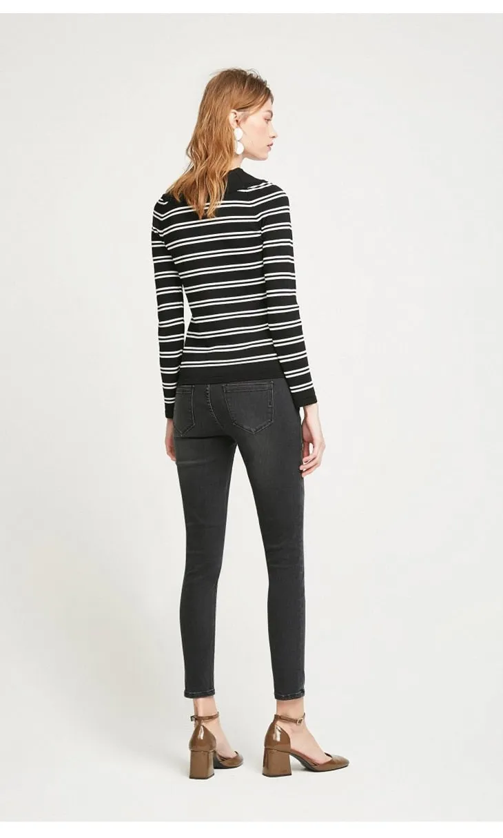 Women's Spring/Summer Casual Cotton Short Jeans