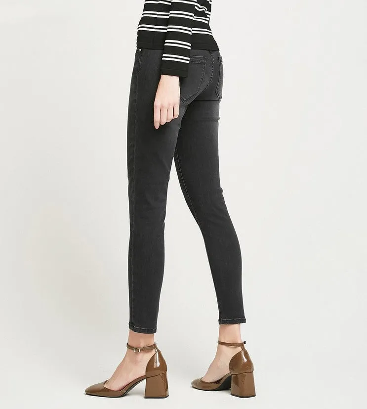 Women's Spring/Summer Casual Cotton Short Jeans